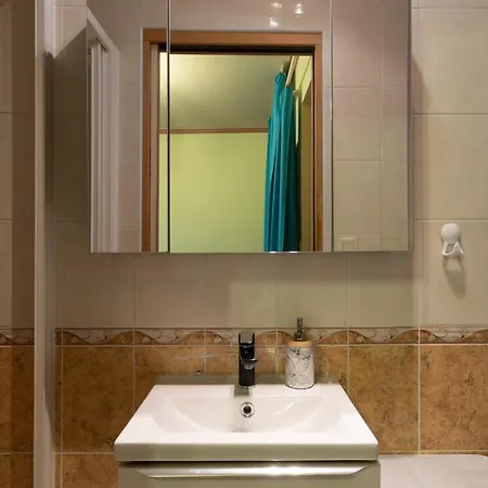 Mini-studio A 2 Petits Pas Apartamento Bagnères-de-Bigorre